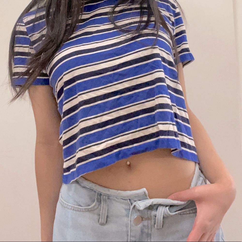 Striped cropped tshirt